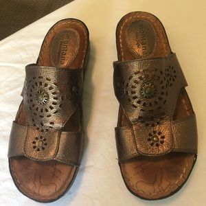 Women’s Montana  sandals size 10